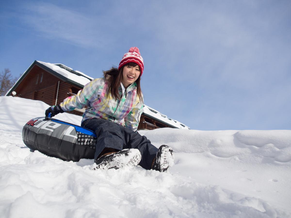 Log Hotel Larch Lake Kanayama Minamifurano Екстериор снимка